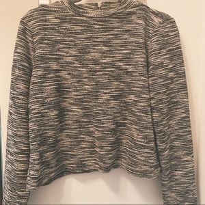 H&M knit cropped sweater.